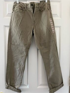 Old Navy Casual Straight-Leg Khaki Pants